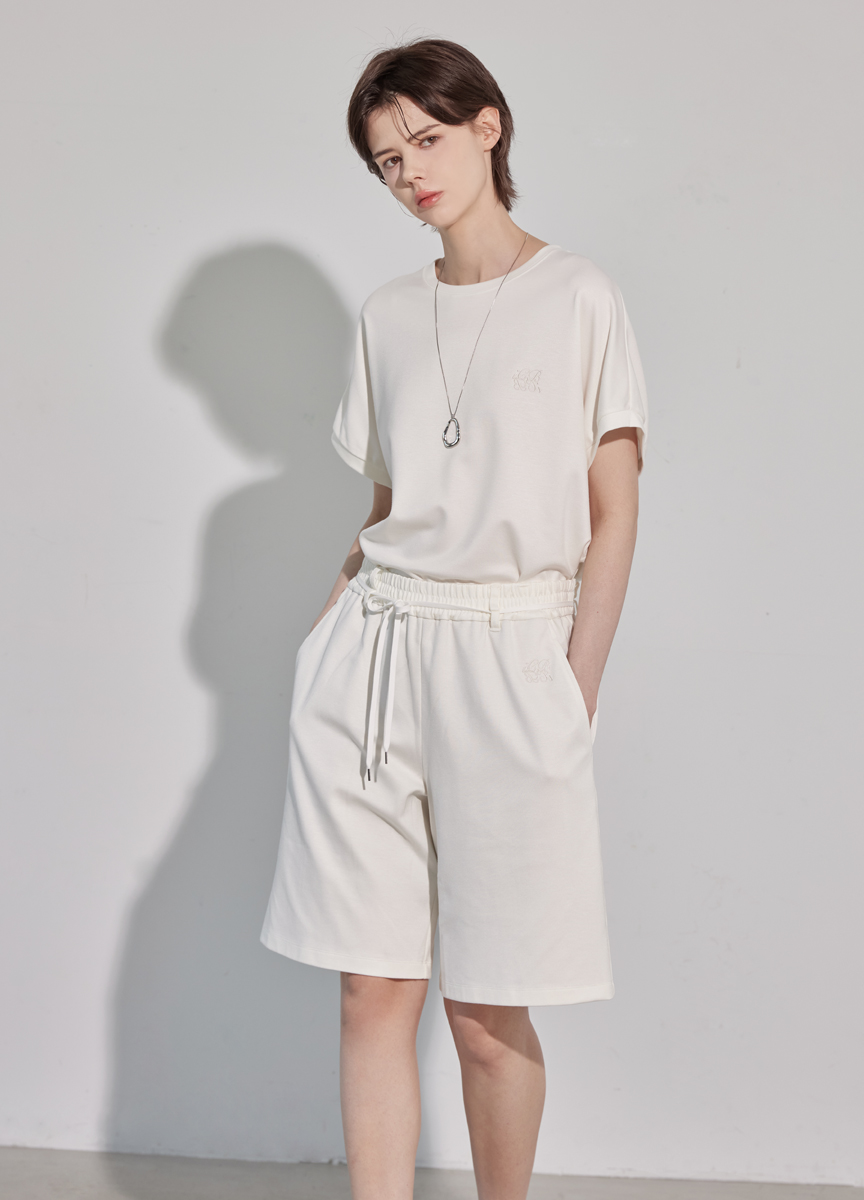 柔挺刺繡短袖棉衫